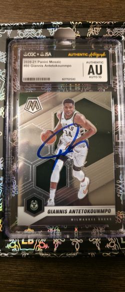 signed authenticated Giannis Antetokounmpo Basketbal Card