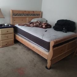 Queen Size Bed Brand New With Mattress And Box Spring