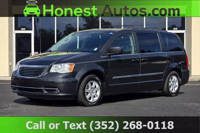 2011 Chrysler Town and country