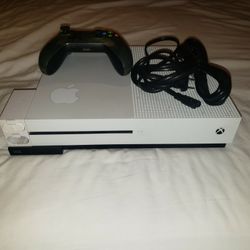 X Box One S 500GB