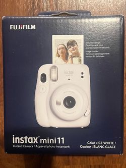 Fujifilm Instax Mini 11 Instant Camera Ice White