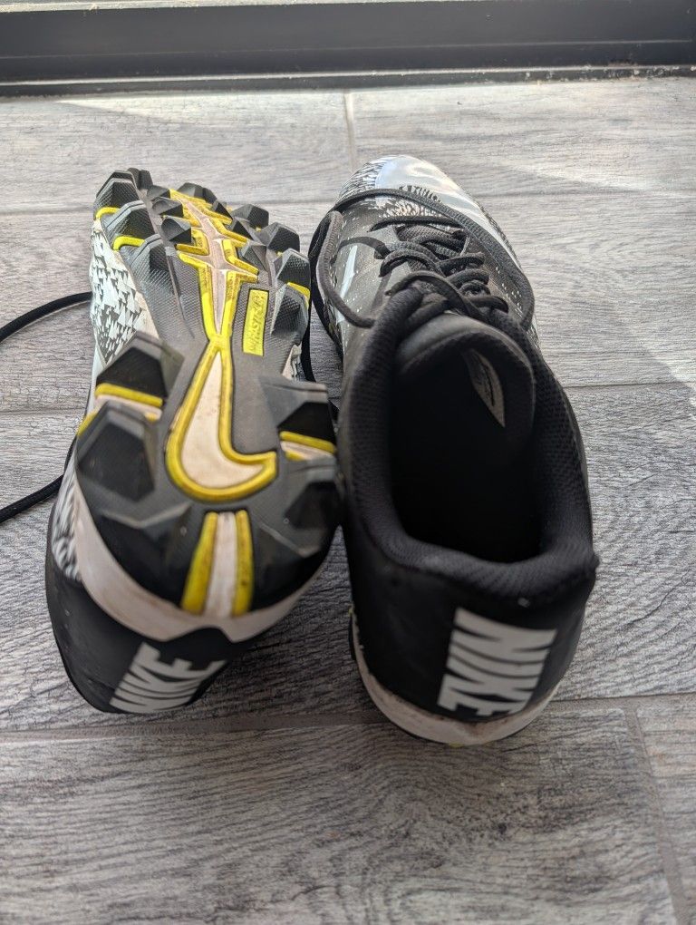 Nike VPR Fast Flex Black & White Football/Soccer Cleats Size 11