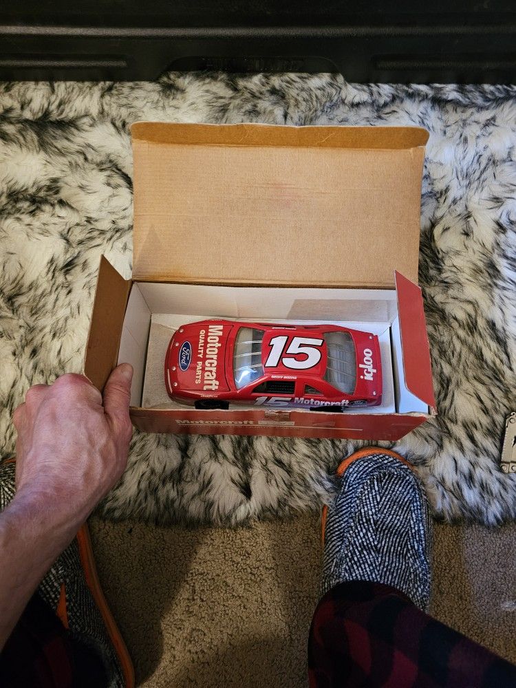 Geoff Bodine #15 Motorcraft