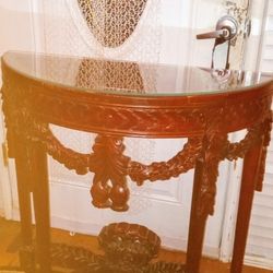 Entry Table With Glass Top.  Good Condition 