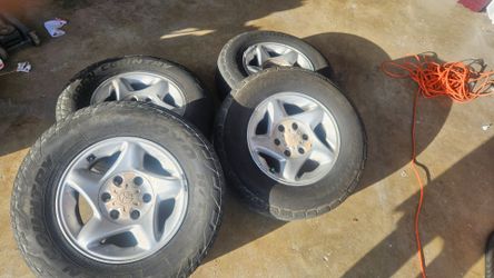 Toyota tundra rims and tires set