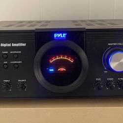 Pyle  PT1100 Amplifier with Remote