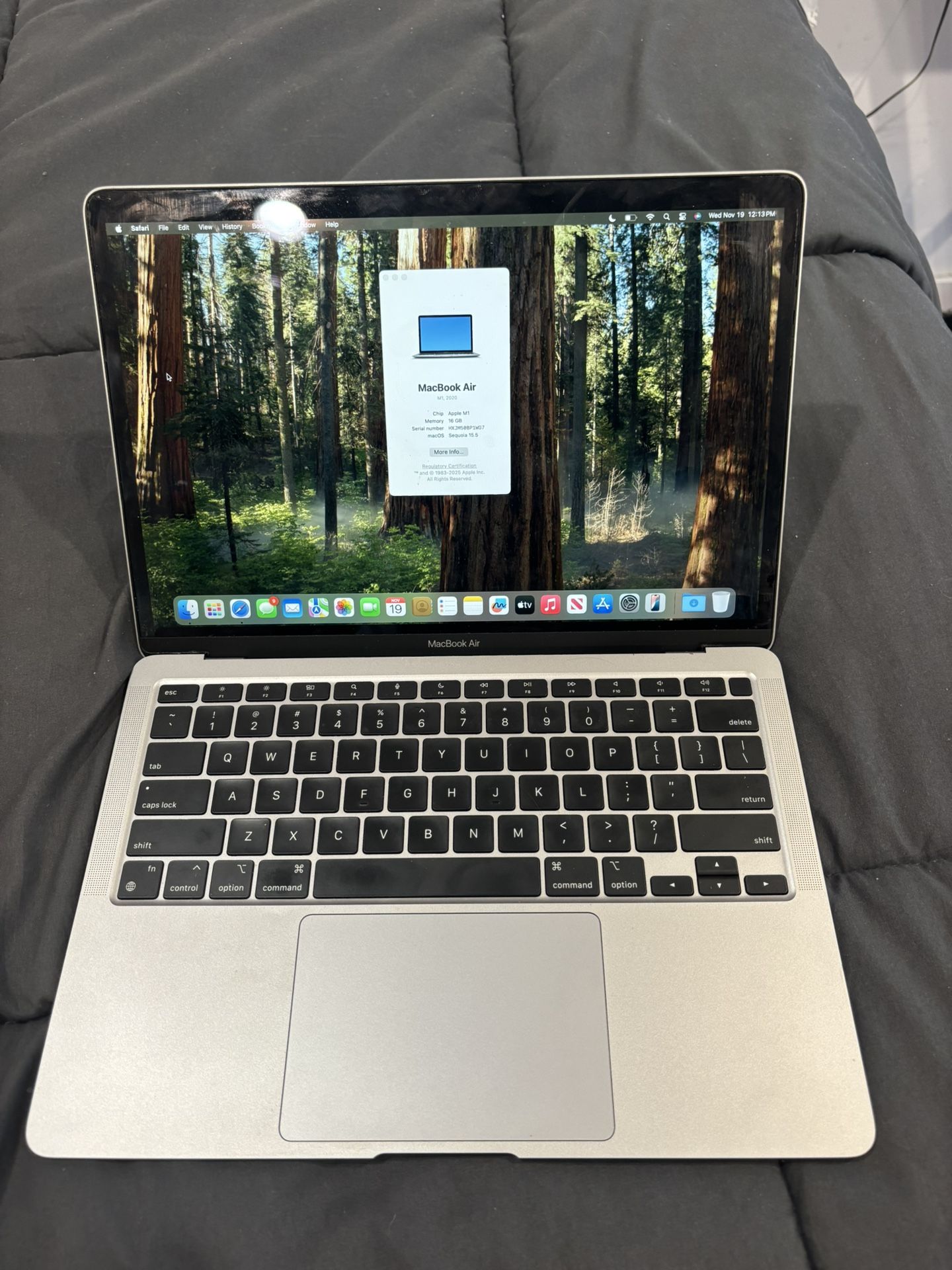 MacBook Air 2020 - M1 13 Inch Display 