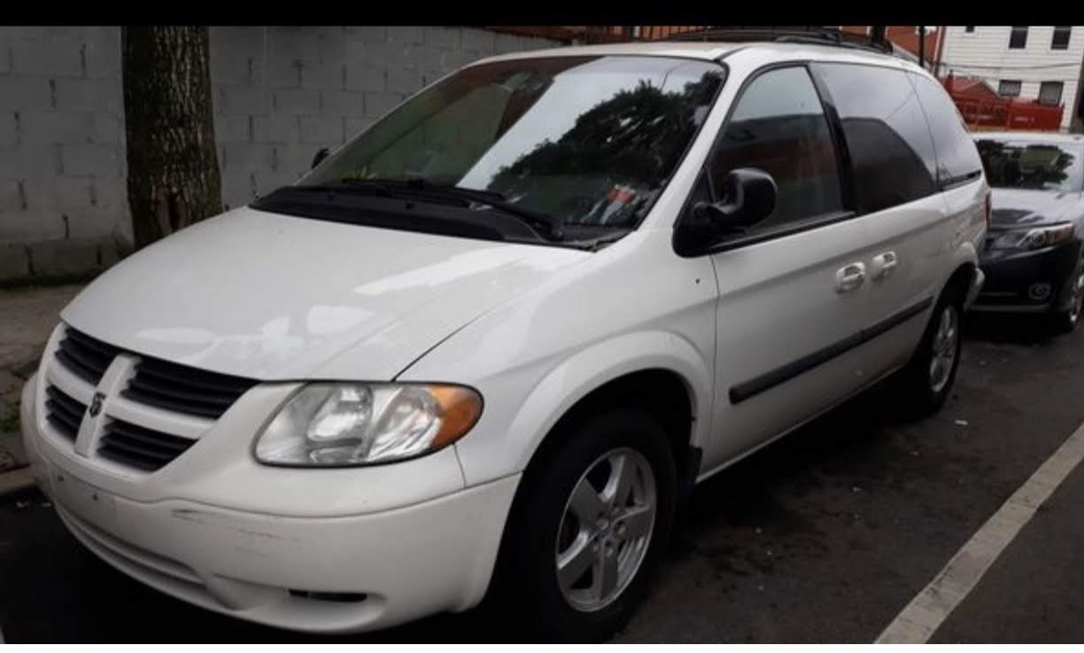 2005 Dodge Caravan