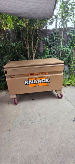 Knaack Box KNAACK Jobsite Chest, 32 inch W x 19 inch D x 13 inch H, Tan