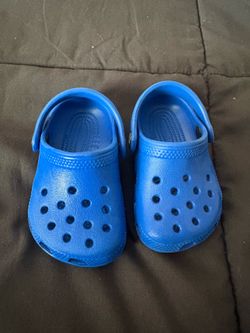 Toddler Crocs 2/3