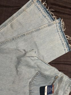 Light Wash Jeans