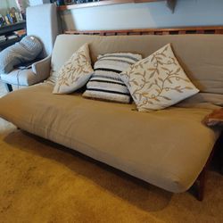 Futon Sofa/Bed