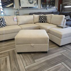 4pc Sectional With Storage Ottoman