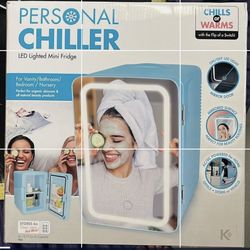 Personal Chiller Mini Fridge Cold Or Warm Settings New In Box!
