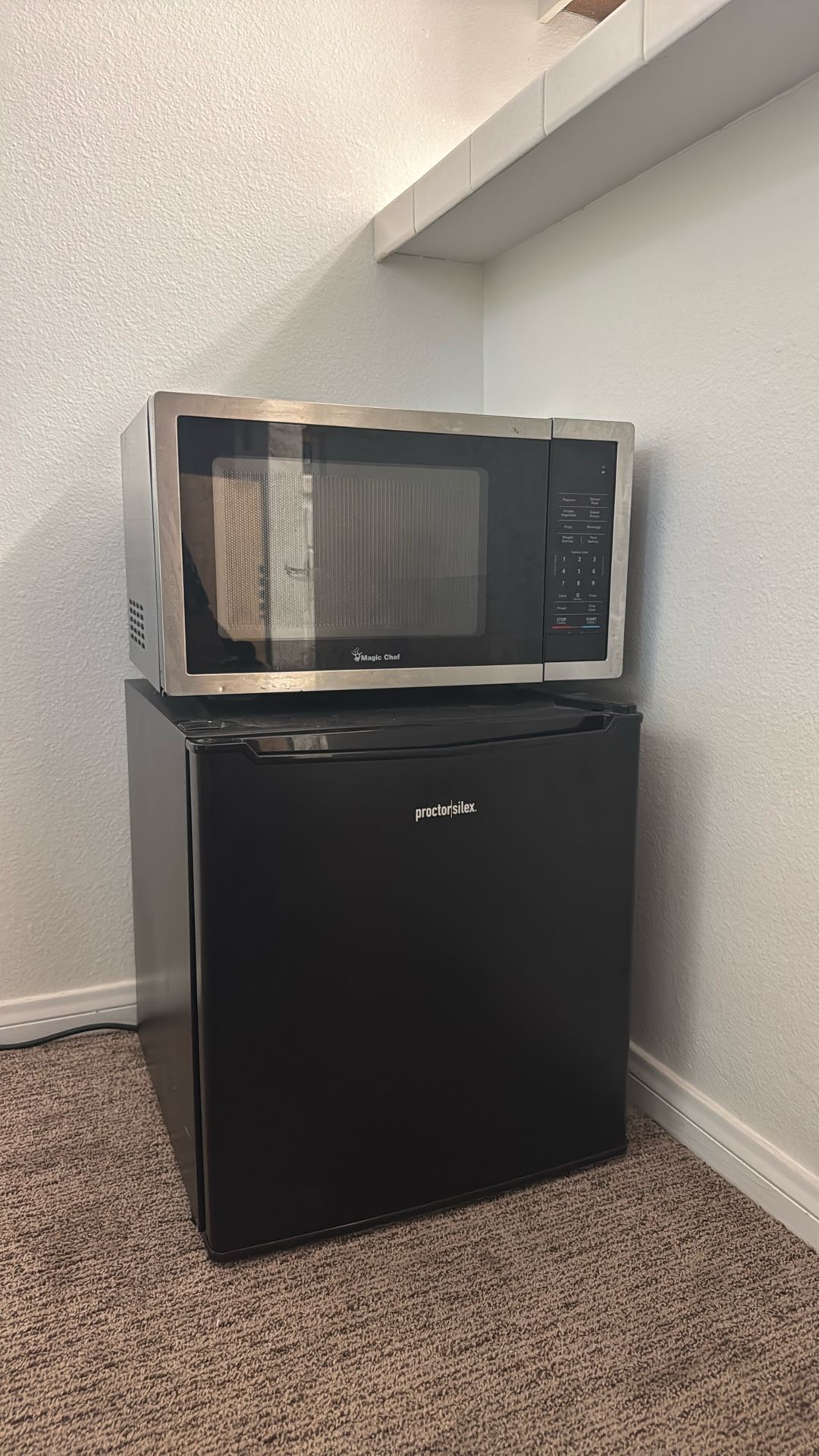 Mini fridge and Microwave