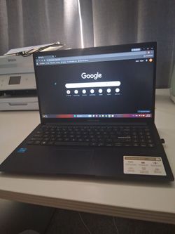 Asus Vivobook Intel core i3 (upgradeable RAM)