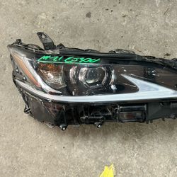 2019-21 LEXUS ES 300 RH HEADLIGHT FULL LED OEM 