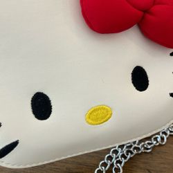 New Hello Kitty Face Crossbody Handbag! 🎀 🐾