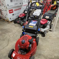 2025 Toro personal pace SmartStow Self-Propelled Lawnmower.
Demo Model 
$299
Warranty included