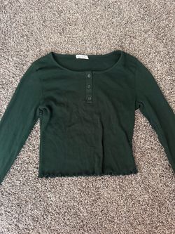 Green long sleeve crop top
