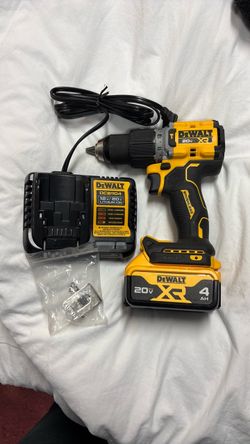 DeWalt drill and charger with bag