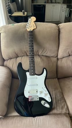 Squire Strat