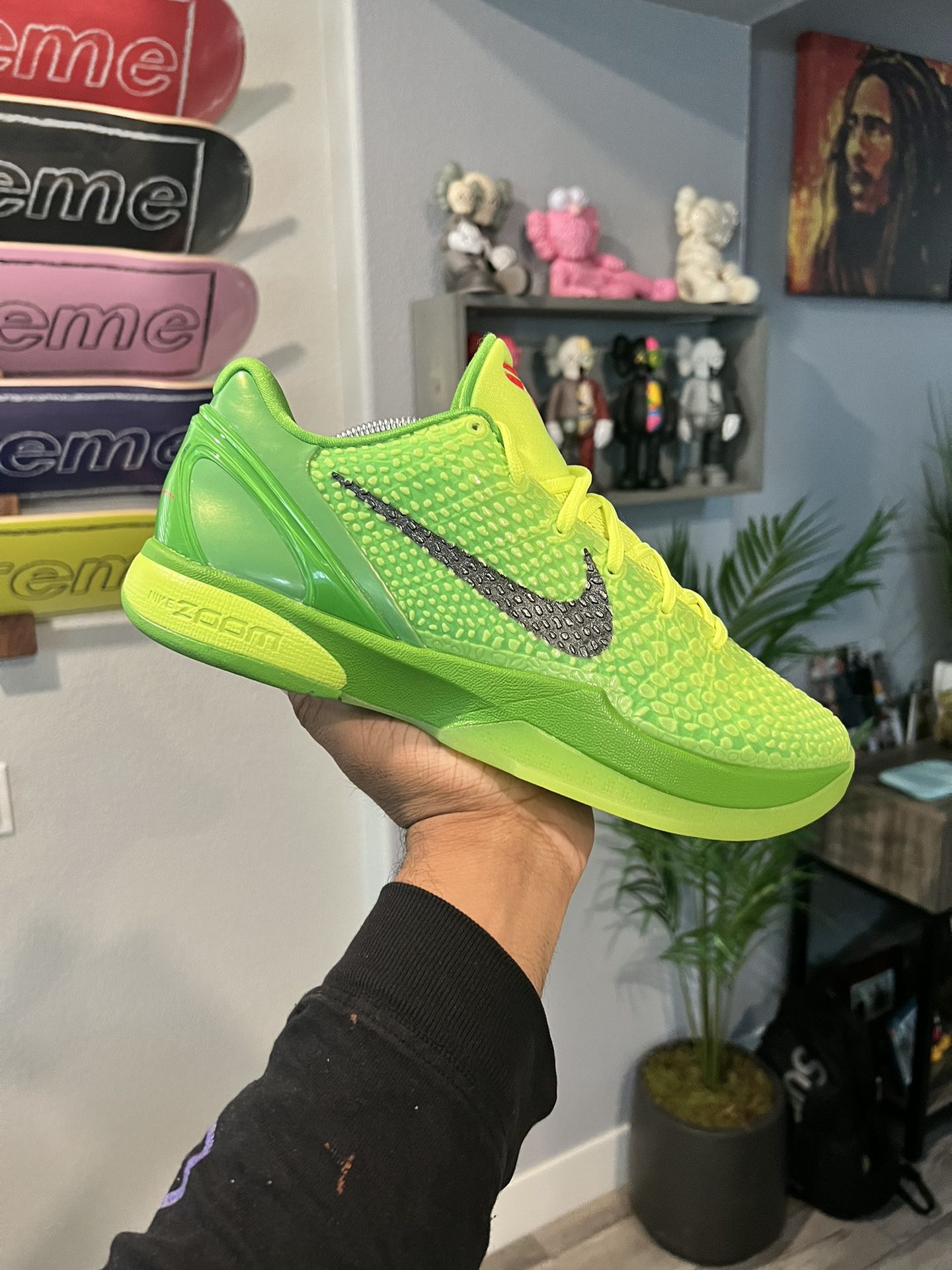 goochelaar een vergoeding item Nike Kobe 6 Grinch 2020 for Sale in Elk Grove, CA - OfferUp