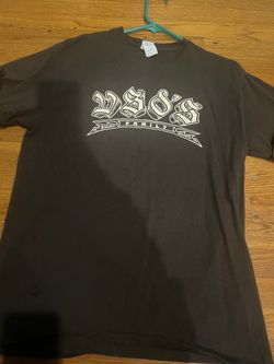 brown shirt