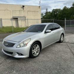 2012 Infiniti G37x