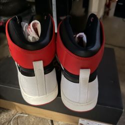 Air Jordan 1s KO Chicago 