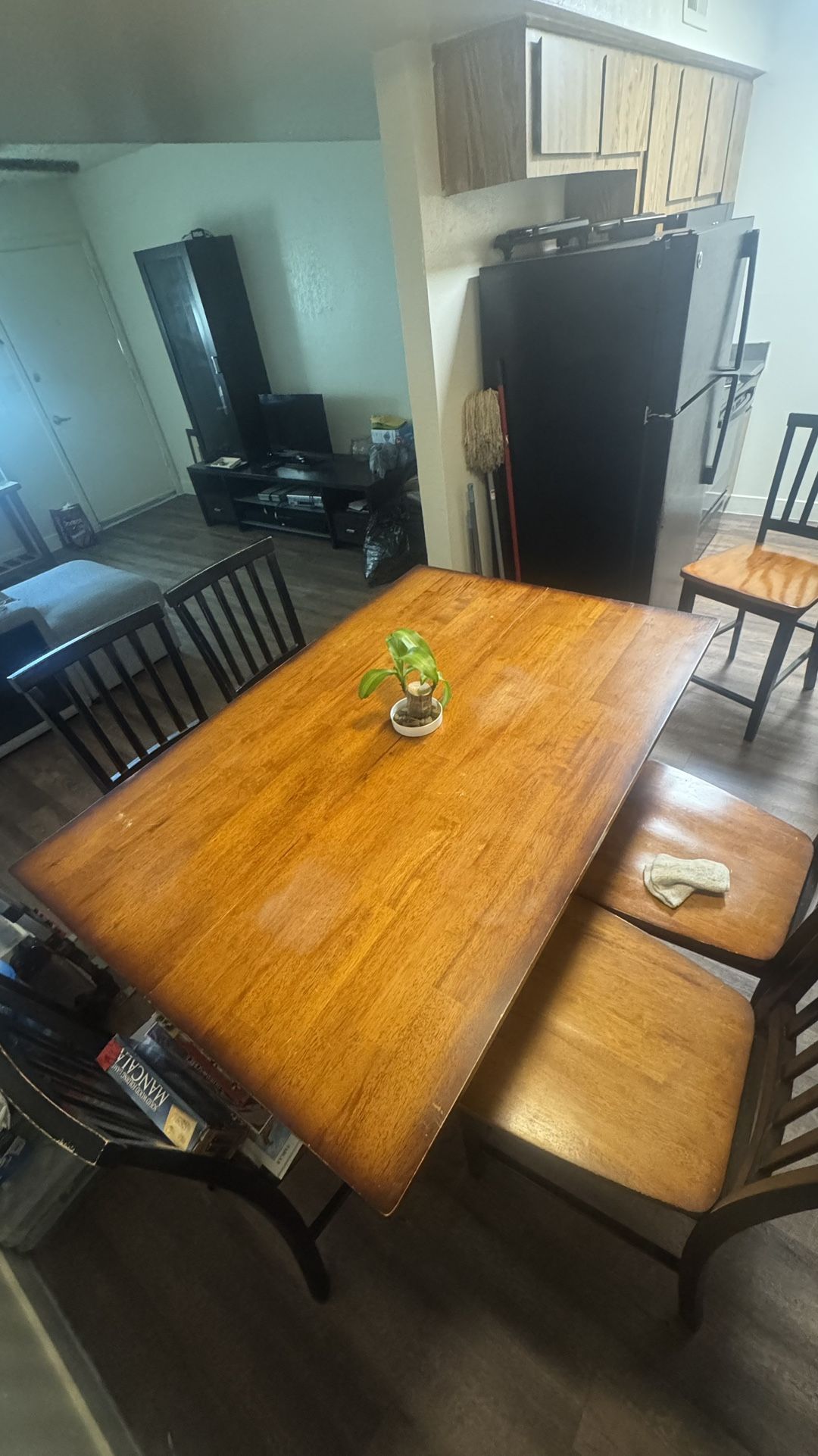 8 Chair Dining Table