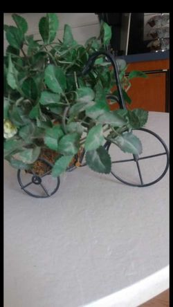 TABLE ARTIFICAL BIKE PLANTER