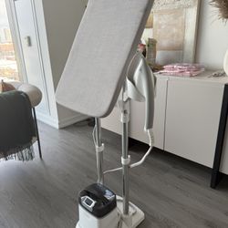 For Sale: Garment Steamer