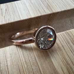 Moissanite Ring 