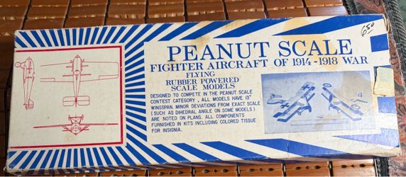 Vintage Peanut Scale Breguet LE V16 WWI Balsa Rubber Powered Model Kit #112
