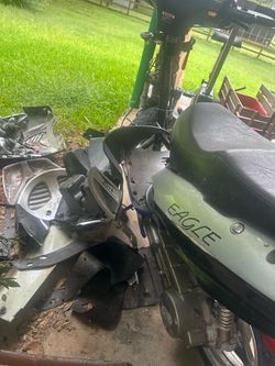 Eagle scooter