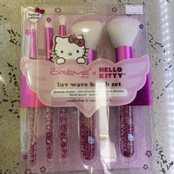 Hello Kitty Limited Edition Makeup Brushes 