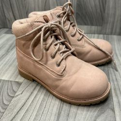 Girls Size 1 Blush Pink Ankle Boots Great Condition Free