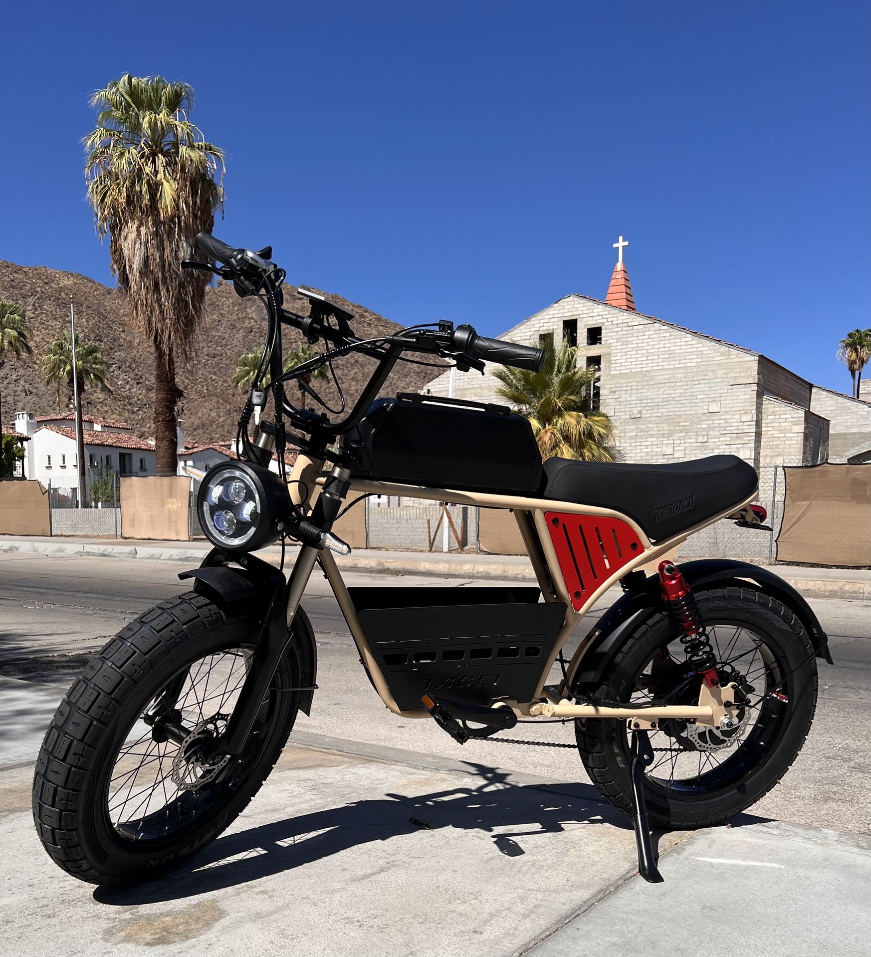 1500/2000 Watt Electric Bike w/Center Basket, 38mph, Full Suspension, Hydraulic Brakes