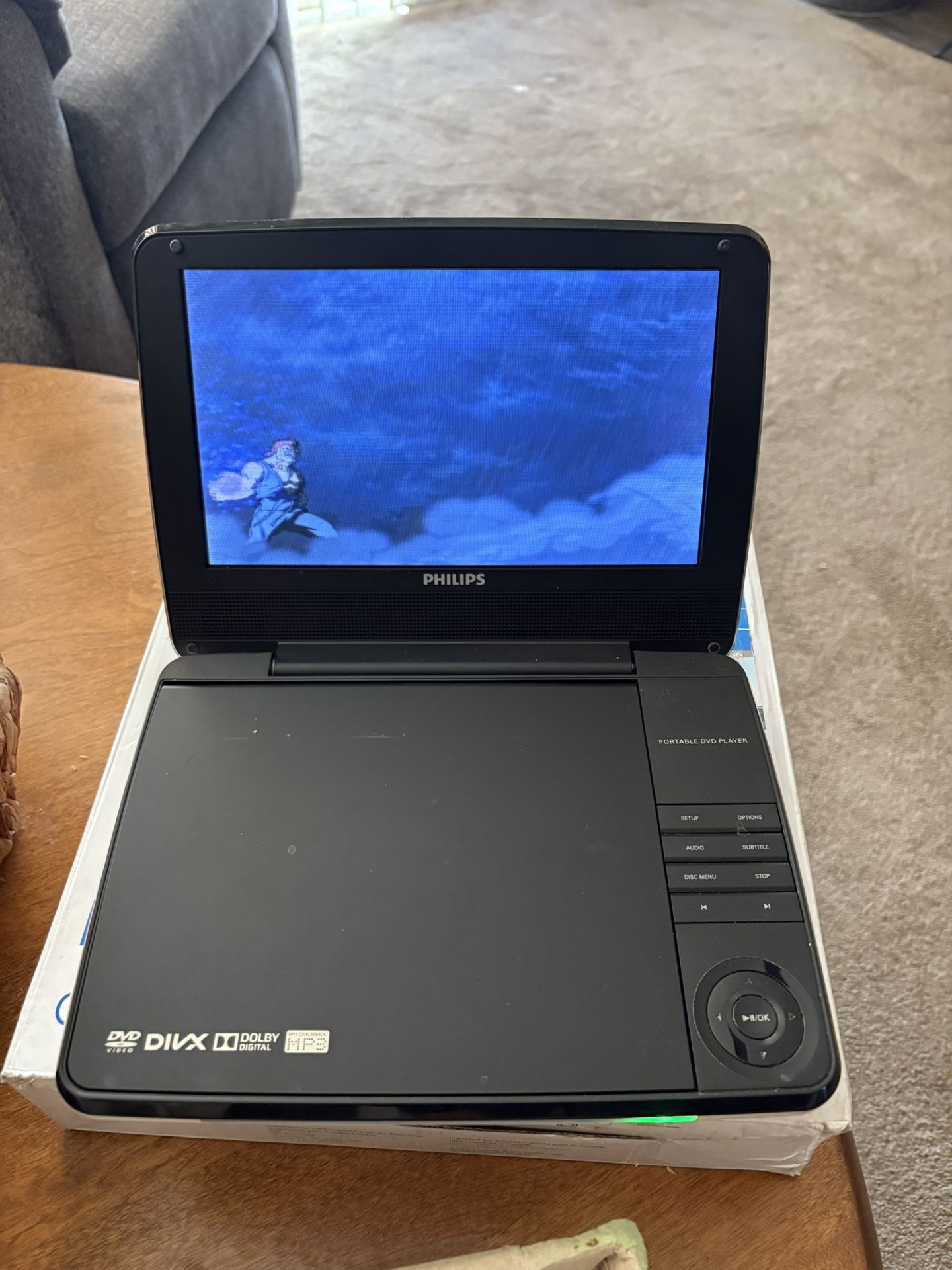 Philips 9” PD9000 DVD Player ( Hesperia Ca )