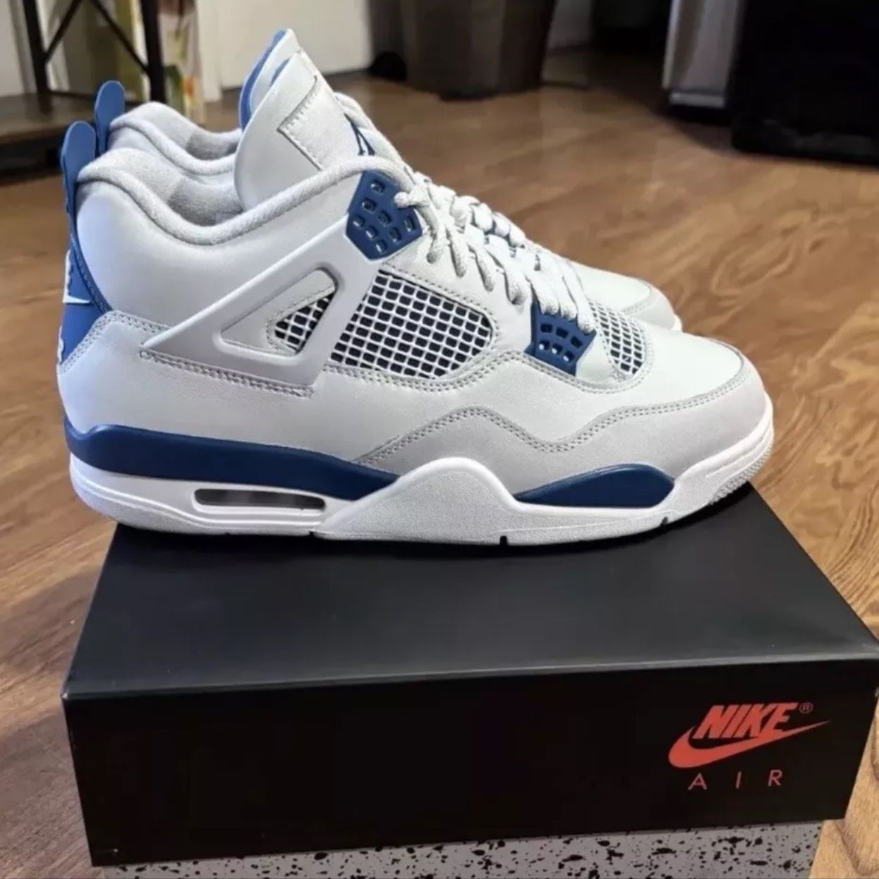 Jordan 4 Military Blue Size 12