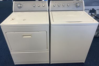 White Whirlpool Classic Style Washing Machine and Electric Dryer Set (0-0031)