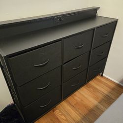 9 Drawer Dresser