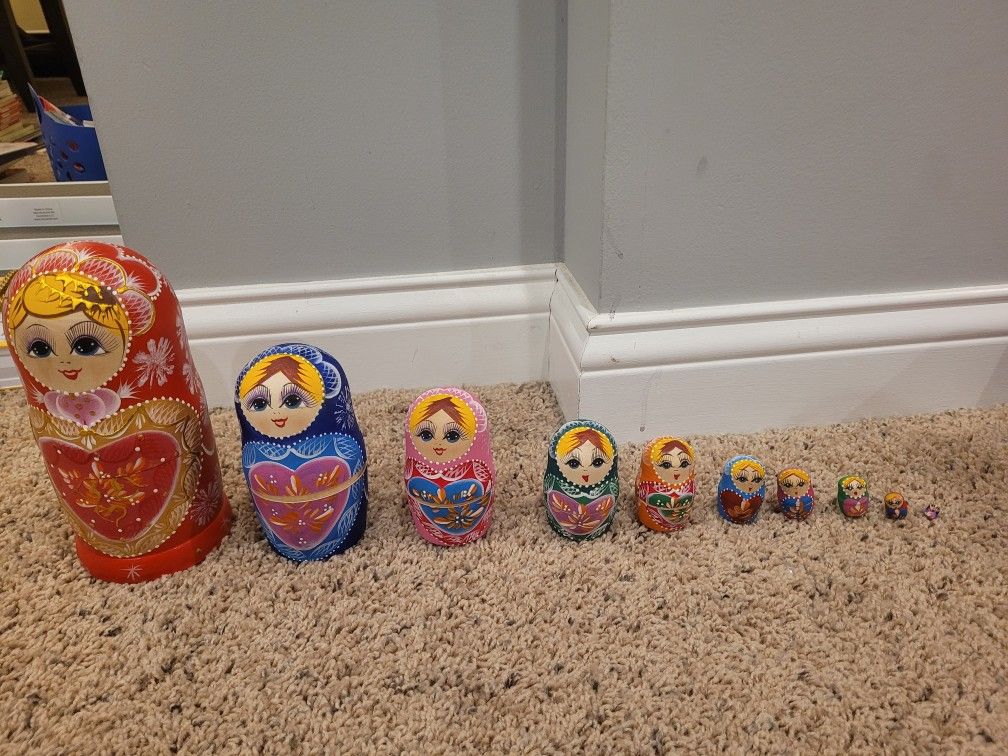 Nesting Dolls Set Of 10