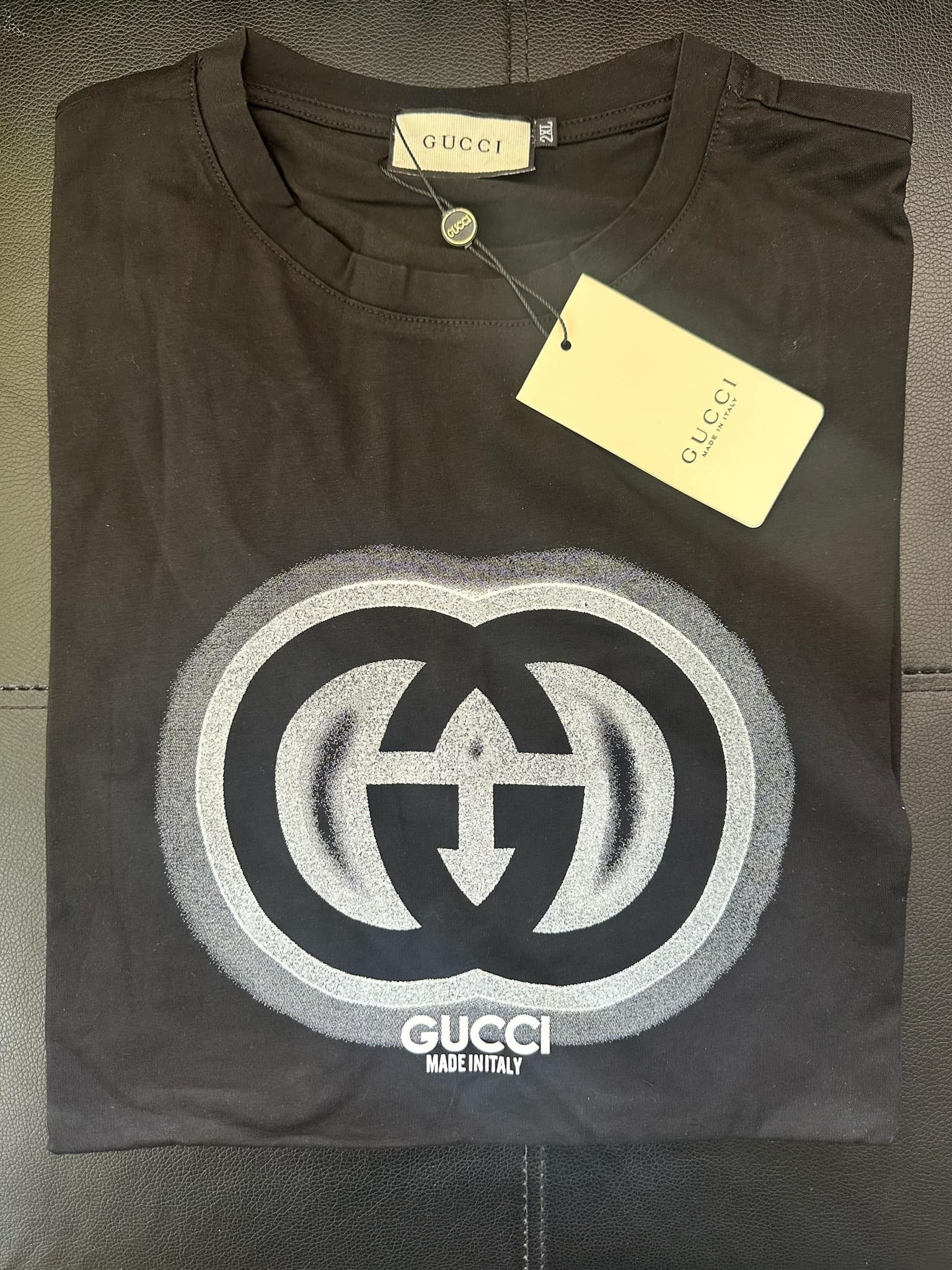 GUCCI T-shirt