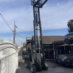 Clark Forklift