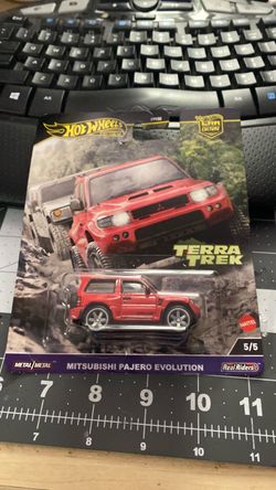 Hot Wheels Premium Mitsubishi Pajero Evolution Terra Trek