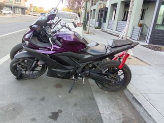 *2023* YAMAHA - YXF-R3 Phantom Purple