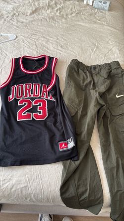 Basketball jersey size 10/12M and Nike joggers size 10/12