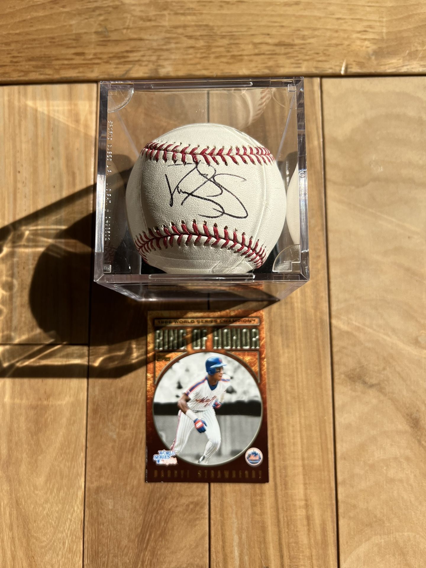 Darryl Strawberry Signed Ball